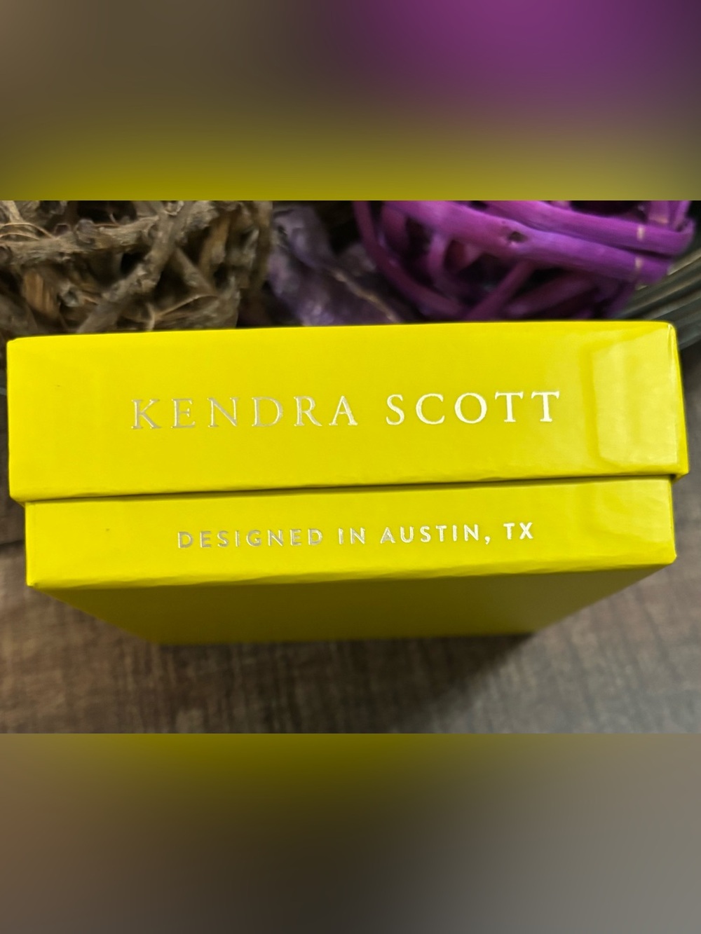 Kendra Scott Eva & Emma Earrings and Necklace Set - Picture 5 of 10